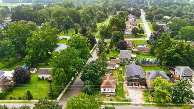 22383 Adelaide Rd, Strathroy-Caradoc 5