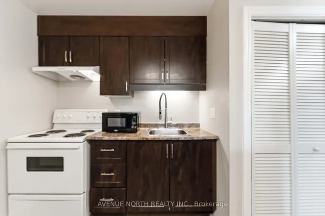 212 Viewmount Dr #210, Ottawa 5