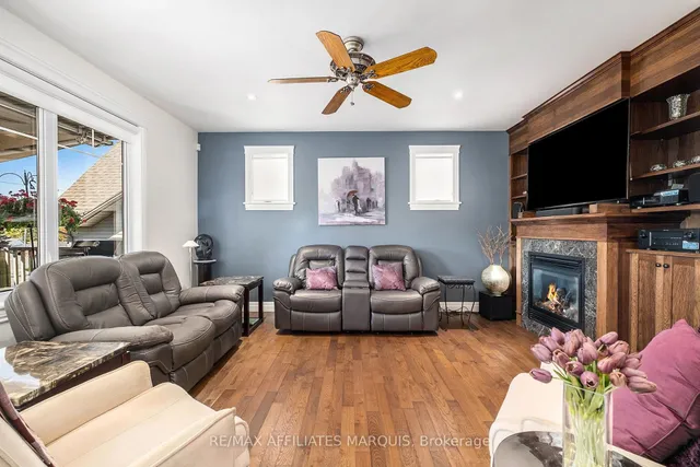 248 LERA St, Smiths Falls 2