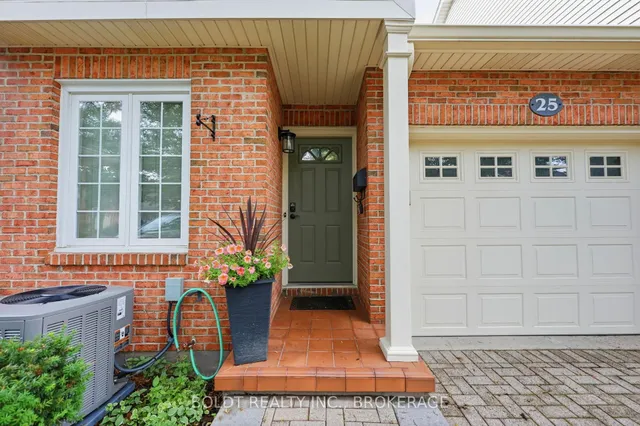 275 Pelham Rd #25, St. Catharines 2