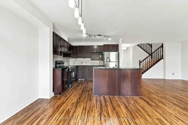 486 Paul Metivier Dr, Ottawa 5