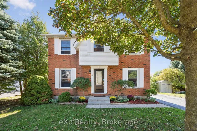 1 Chesterton Lane, Guelph 2
