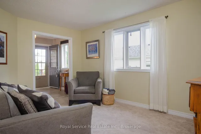 747 Greer Cres, Cobourg 4