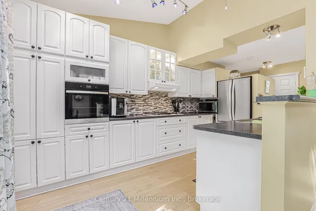 294 Albert St, Saugeen Shores 2