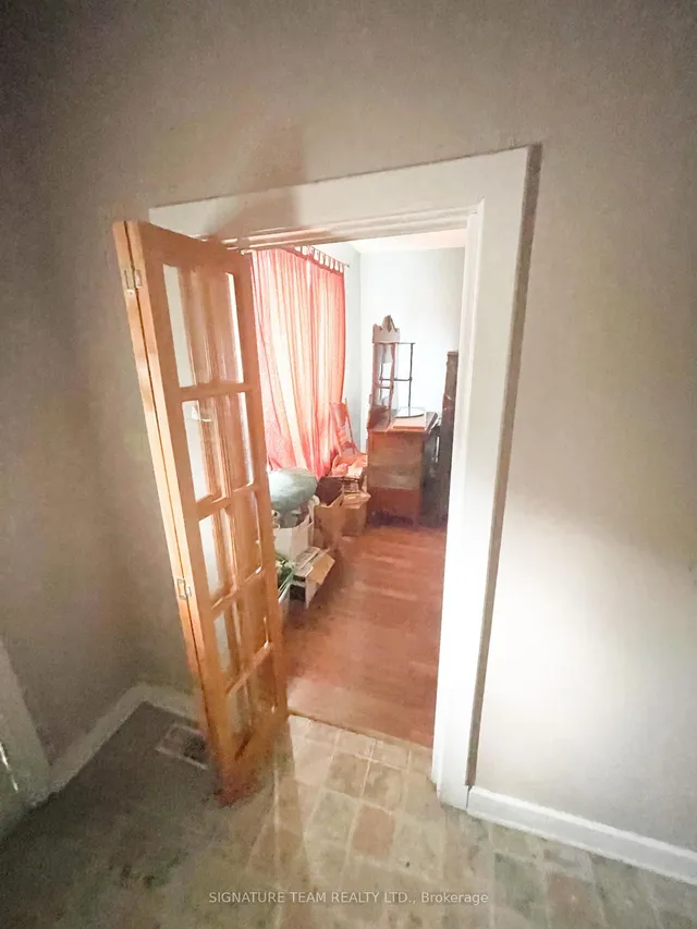 387 Moffat St, Pembroke 5