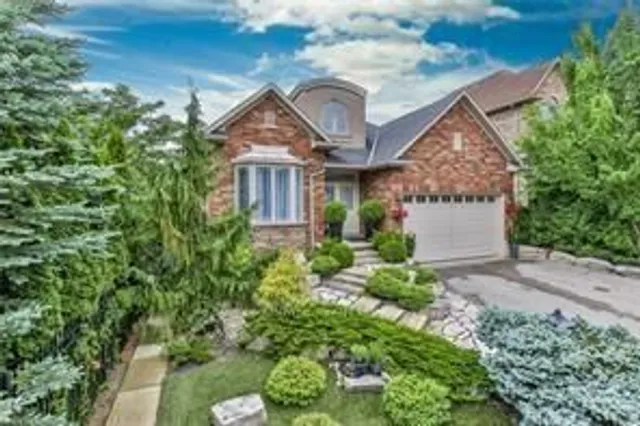 480 HAMILTON Dr, Hamilton 3