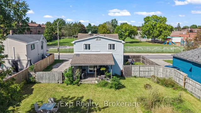 79 College St, Belleville 5