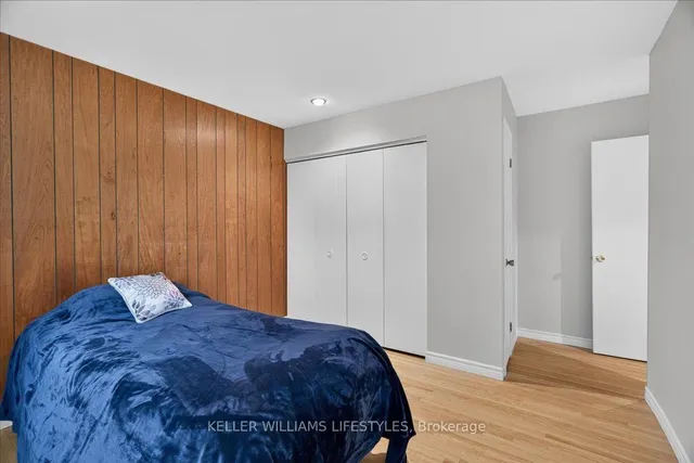 76 Fox Mill Cres, London South 5