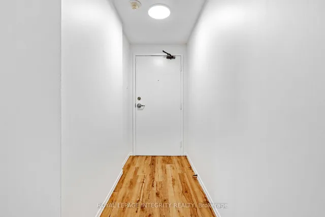 475 Laurier Ave #2001, Ottawa 4