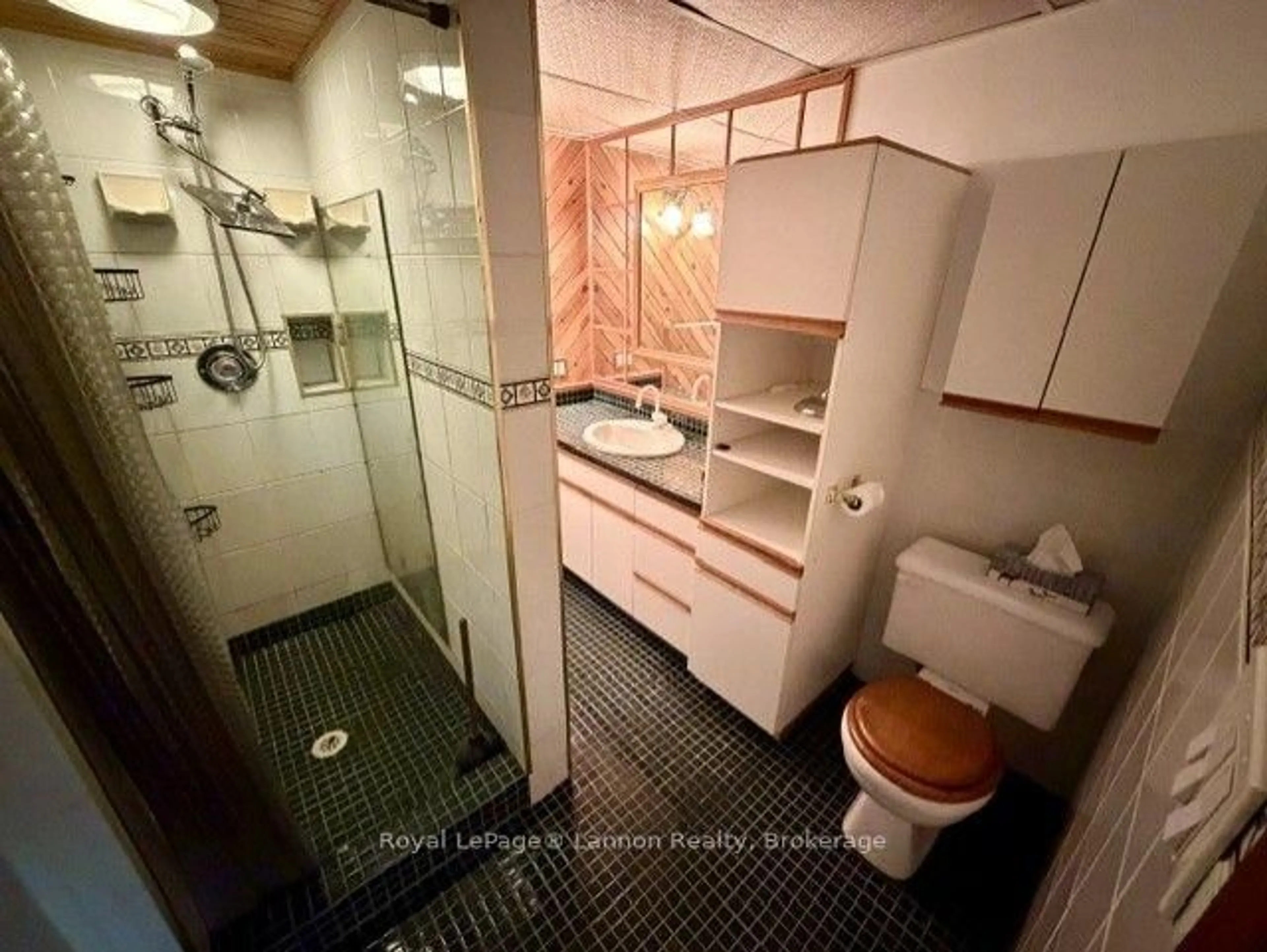trreb/IMG-X13809620_4d4d9cf1-5b3b-4b51-ba68-e957400ec425-l.jpg
