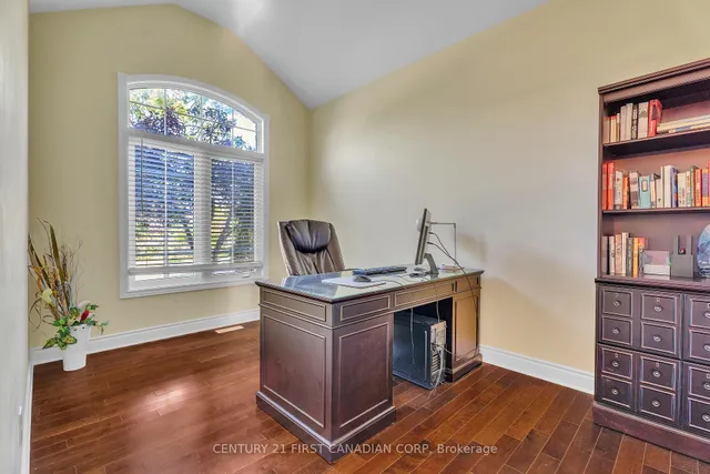 515 Skyline Ave #55, London North 5