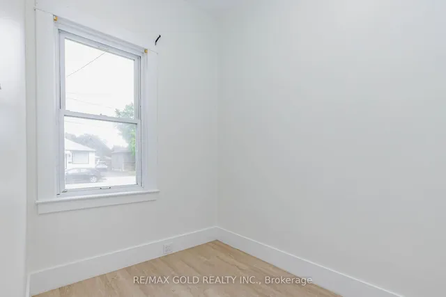 108 Norfolk Ave, Cambridge 5