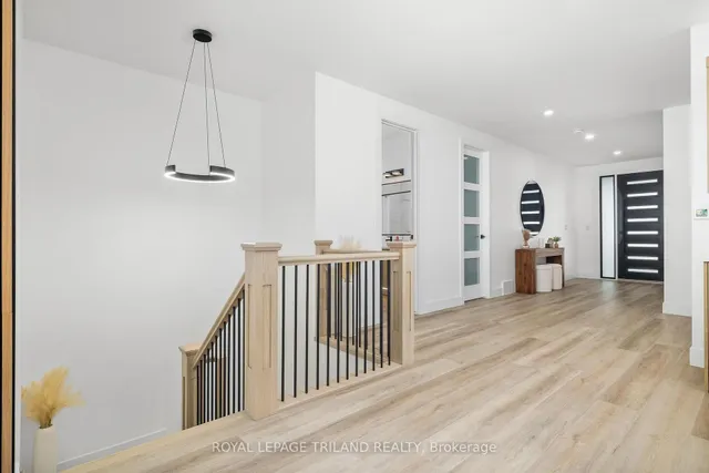 62 Avery Pl, Perth East 3