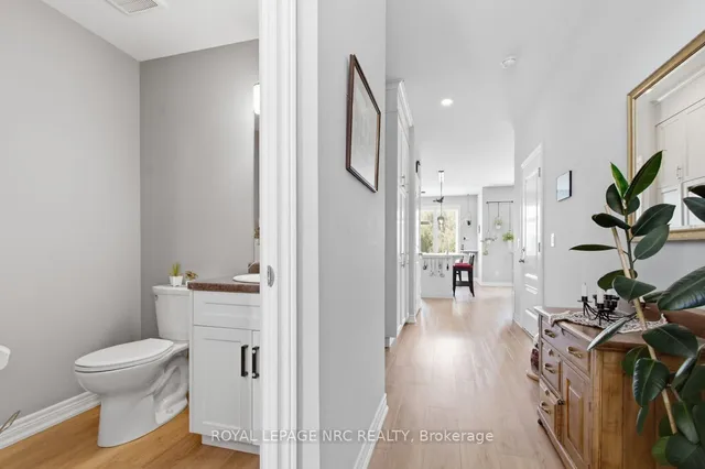 45 Wilkerson St, Thorold 5
