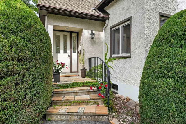 2101 Alta Vista Dr, Ottawa 2