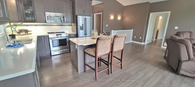1 Vineden Dr #11, Central Elgin 4