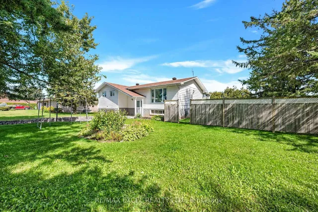 46 QUEEN St, North Stormont 3