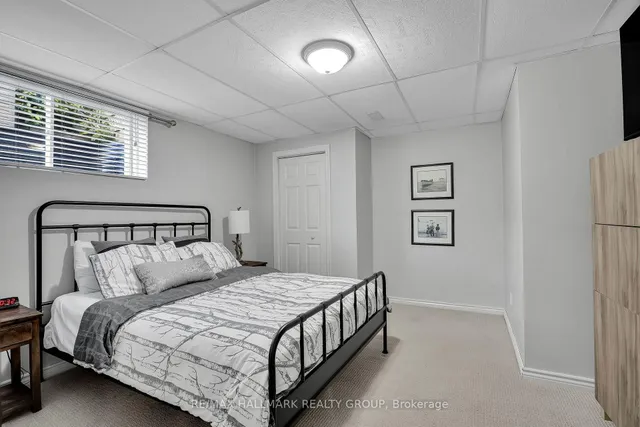 56 Golflinks Dr, Ottawa 5