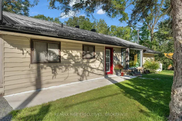 1664 Shore Rd, Kingston 5