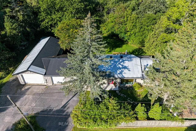 1664 Shore Rd, Kingston 3