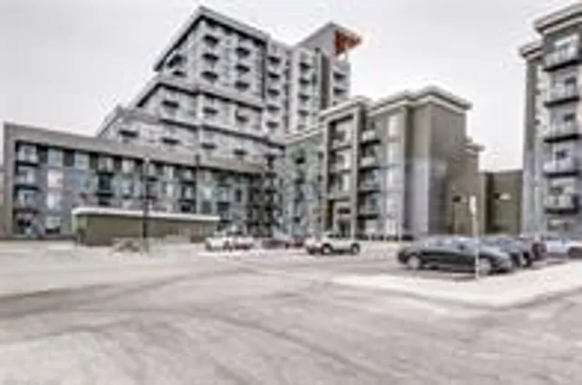 470 Dundas St #604, Hamilton 2