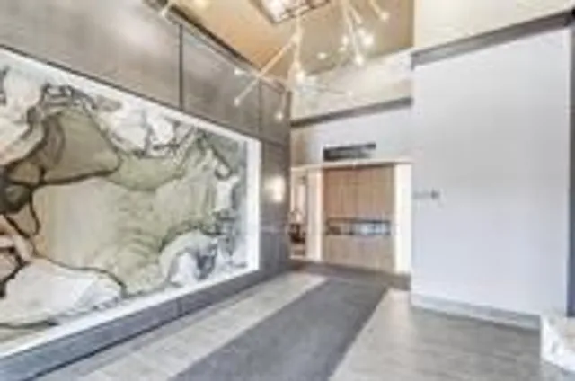470 Dundas St #604, Hamilton 5