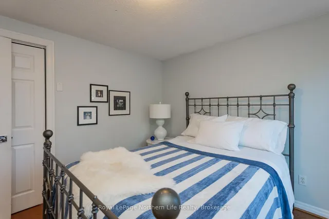 13 Shore Acres Blvd, North Bay 2