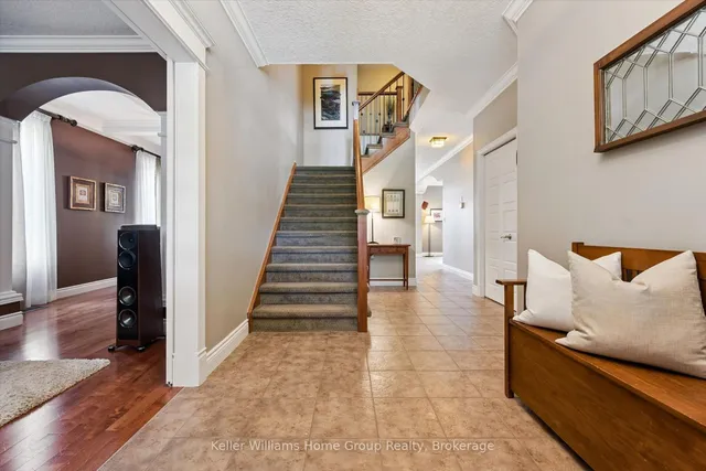 653 Panchara Pl, Waterloo 4