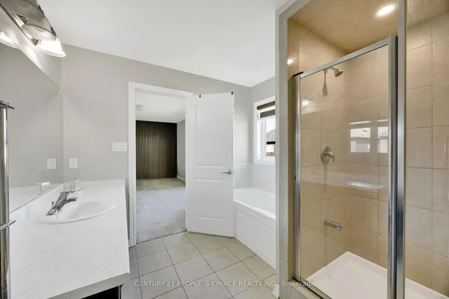 16 Flagg Ave, Brant 3