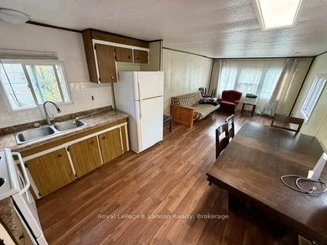 7 Sarawak Dr, Thunder Bay 5