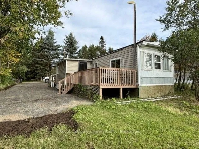 7 Sarawak Dr, Thunder Bay 2