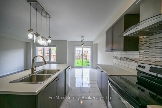 113 English Lane, Brantford 4
