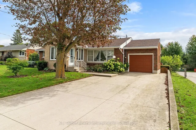78 Blake St, Goderich 2