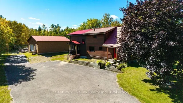 7969 60 Highway, Eganville 5