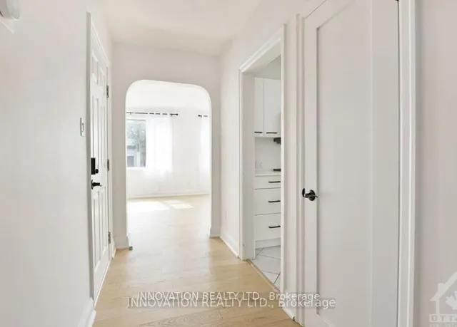 391 Greenwood Ave, Ottawa 5