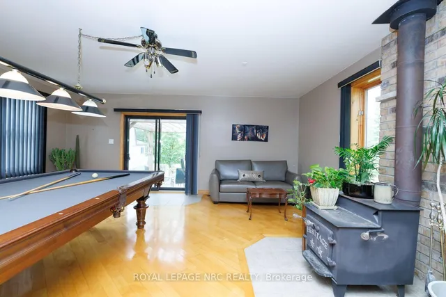 647 Chippawa Rd, Port Colborne 2