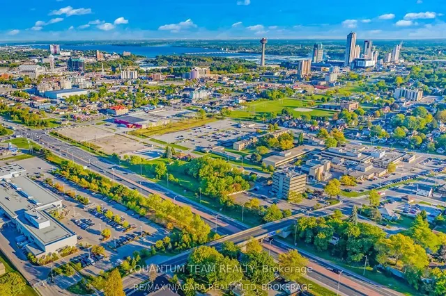 5365 Portage Rd, Niagara Falls 4