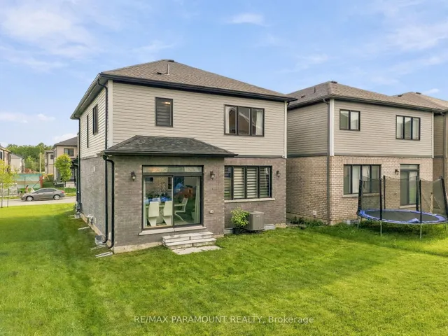 110 Sunflower Cres, Thorold 2