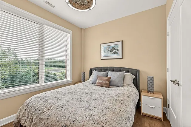190 Boundstone Way #105, Ottawa 2