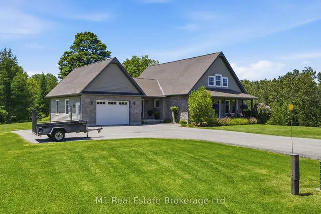 156 Highland Dr, West Grey 3
