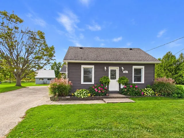 450 Ludgard St, Huron-Kinloss 3