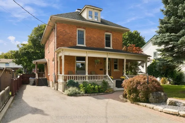 44 Trafalgar St, Goderich 2