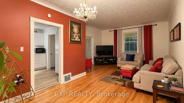 413 Marlborough St, Cornwall 5
