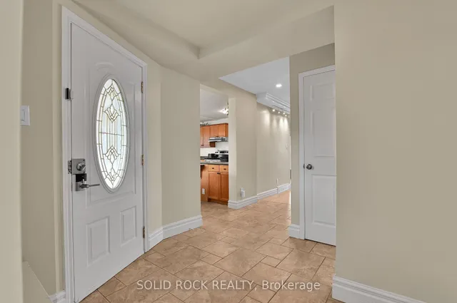 253 Cote-Royale Cres, Ottawa 4