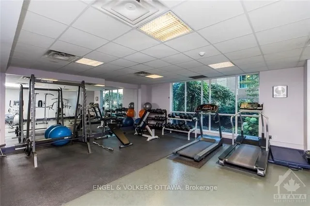 134 York St #602, Ottawa 3