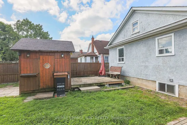 62 Cosby Ave, St. Catharines 2
