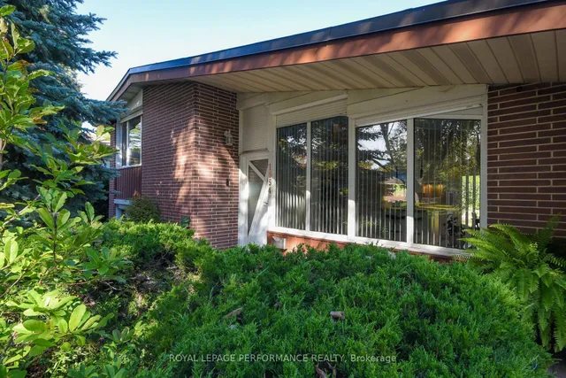 1554 Chomley Cres, Ottawa 3