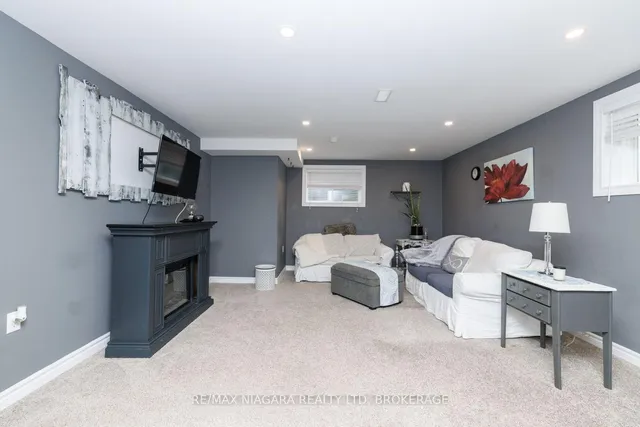 2497 Old Mill Rd, Fort Erie 5