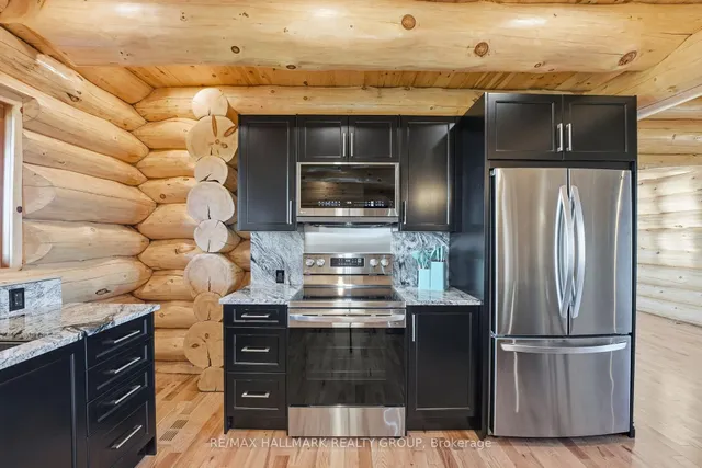 11709 County  38 Rd, North Dundas 5