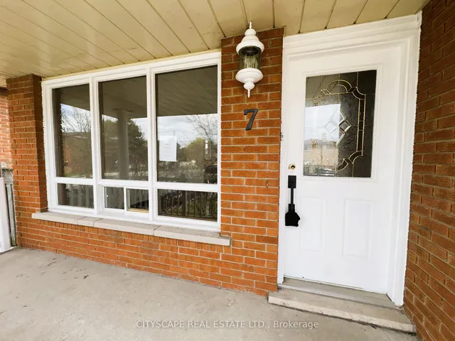 7 Quincy Crt, Hamilton 2